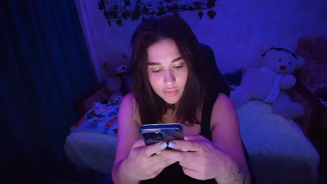 Snapshot of AlisiaRose chatting on January 11, 2:49 am AlisiaRose online show from January 11, 2:49 am