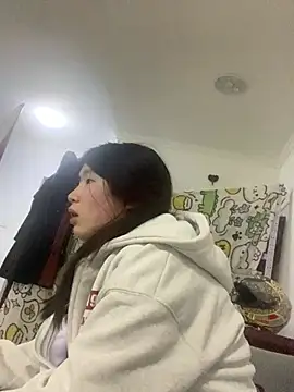 Snapshot of Qidandan778 chatting on January 12, 1:27 pm Qidandan778 online show from January 12, 1:27 pm