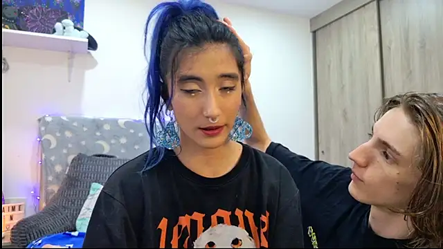 LunaisBack online show from March 4, 8:37 pm