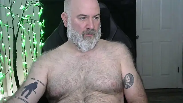 XJJ77x online show from March 4, 3:51 pm