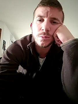 Snapshot of Angel-Boy30 chatting on January 15, 11:04 am Angel-Boy30 online show from January 15, 11:04 am