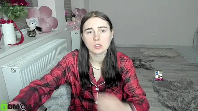 KrissLimada online show from April 13, 9:42 pm