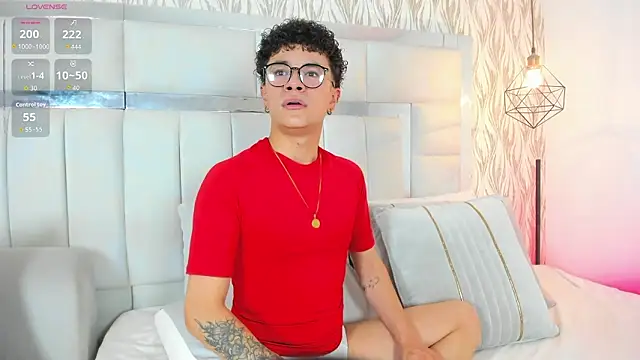 imxxjoel online show from February 17, 4:42 am