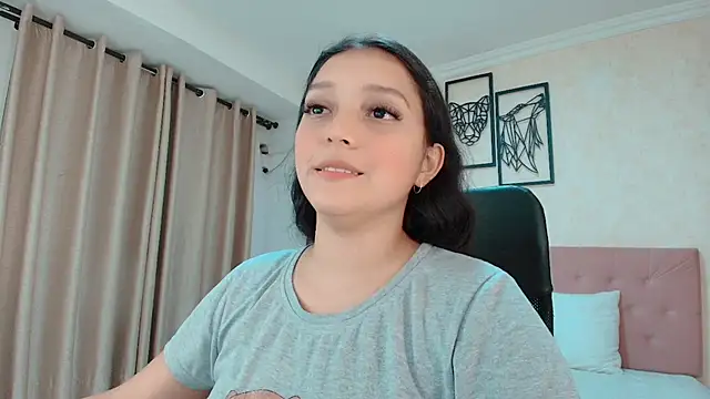 Snapshot of littlemolly_walcott chatting on July 9, 10:58 pm littlemolly walcott online show from July 9, 10:58 pm