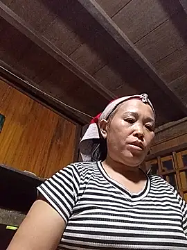 Snapshot of dakota-kis chatting on February 7, 12:20 pm dakota-kis online show from February 7, 12:20 pm