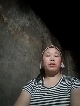 Snapshot of dakota-kis chatting on February 8, 12:25 am dakota-kis online show from February 8, 12:25 am