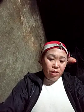 Snapshot of dakota-kis chatting on February 13, 1:18 pm dakota-kis online show from February 13, 1:18 pm