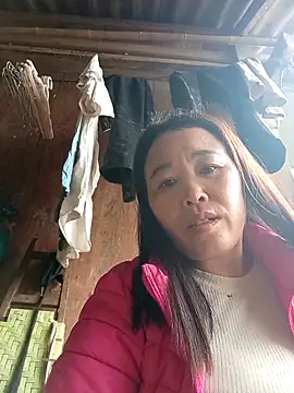 Snapshot of dakota-kis chatting on February 19, 1:34 am dakota-kis online show from February 19, 1:34 am