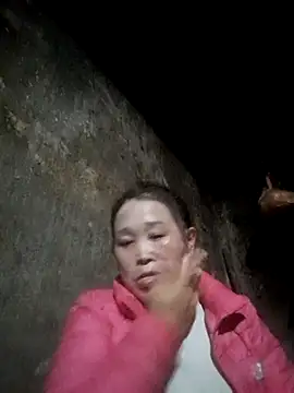 Snapshot of dakota-kis chatting on February 23, 12:19 am dakota-kis online show from February 23, 12:19 am