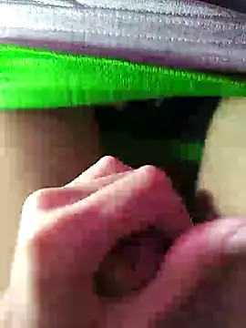 Snapshot of TrebleShebeen chatting on January 16, 9:19 pm TrebleShebeen online show from January 16, 9:19 pm