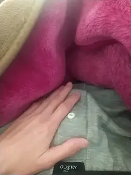 Snapshot of TrebleShebeen chatting on February 1, 10:25 am TrebleShebeen online show from February 1, 10:25 am