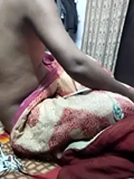 Snapshot of hornycouple20000 chatting on February 10, 12:15 am hornycouple20000 online show from February 10, 12:15 am