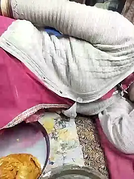 Snapshot of hornycouple20000 chatting on February 28, 10:55 pm hornycouple20000 online show from February 28, 10:55 pm