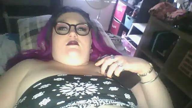 Snapshot of UnpleasantFan156 chatting on February 26, 11:15 pm UnpleasantFan156 online show from February 26, 11:15 pm