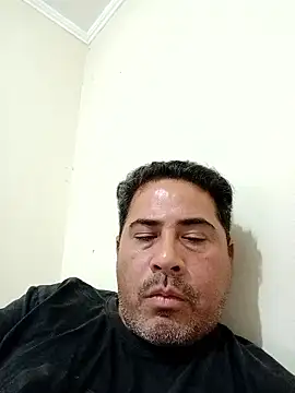 Snapshot of Piscis46 chatting on January 13, 12:16 am Piscis46 online show from January 13, 12:16 am