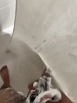 elpapigrande12 online show from February 19, 1:01 am