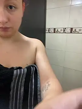 Snapshot of Scarlet_auraa chatting on March 4, 8:26 pm Scarlet auraa online show from March 4, 8:26 pm