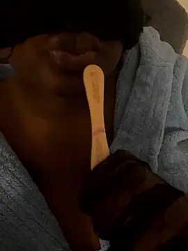 mileymeow online show from January 8, 5:43 am