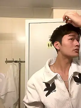 Snapshot of nanda108520 chatting on January 14, 4:01 pm nanda108520 online show from January 14, 4:01 pm