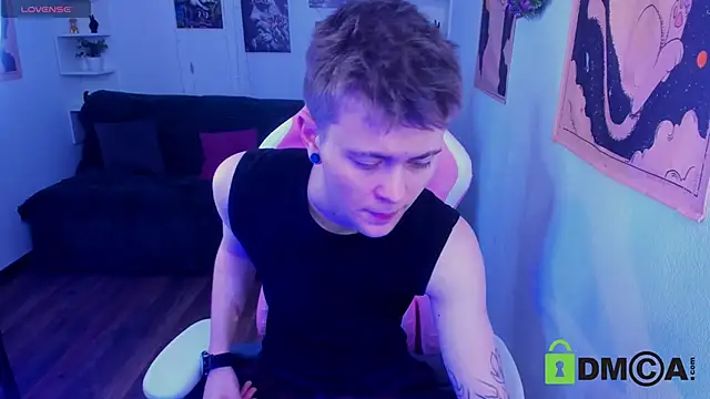 Snapshot of Tomas_Norton chatting on January 8, 5:21 am Tomas Norton online show from January 8, 5:21 am