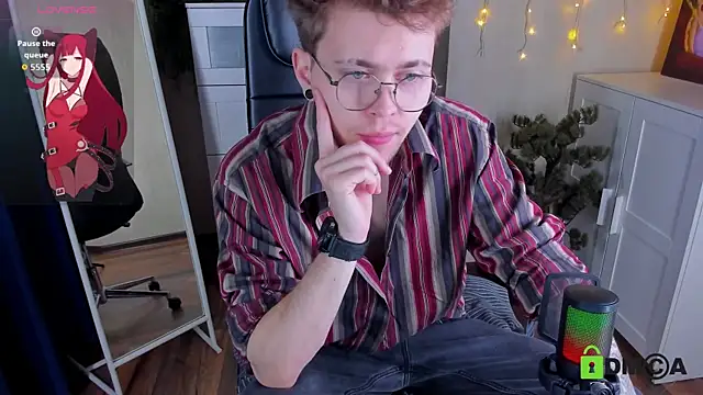 Snapshot of Tomas_Norton chatting on February 28, 5:30 am Tomas Norton online show from February 28, 5:30 am