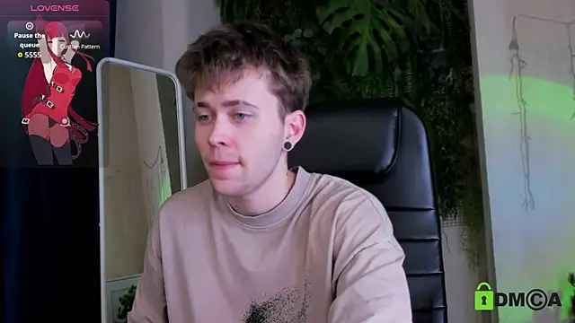 Snapshot of Tomas_Norton chatting on March 10, 2:44 pm Tomas Norton online show from March 10, 2:44 pm
