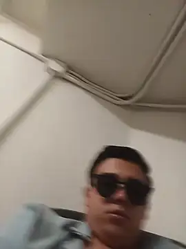 Yosoyelmismo-6737 online show from June 24, 9:25 pm