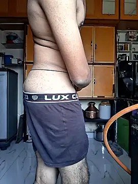 yourpussylover 20 online show from January 11, 5:01 am