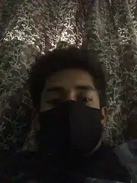 Snapshot of karan72819 chatting on January 18, 11:47 am karan72819 online show from January 18, 11:47 am