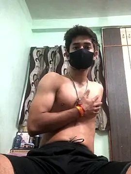 Snapshot of karan72819 chatting on January 19, 11:47 am karan72819 online show from January 19, 11:47 am