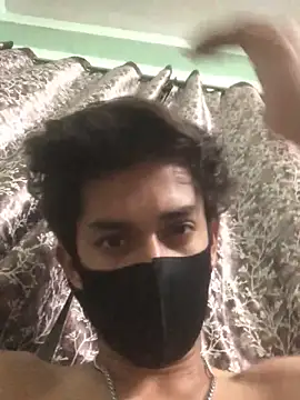 Snapshot of karan72819 chatting on March 14, 8:25 pm karan72819 online show from March 14, 8:25 pm