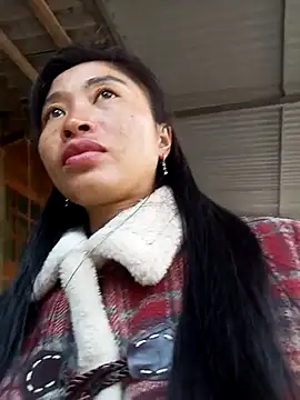 Snapshot of Hiniyk2 chatting on January 16, 2:48 am Hiniyk2 online show from January 16, 2:48 am