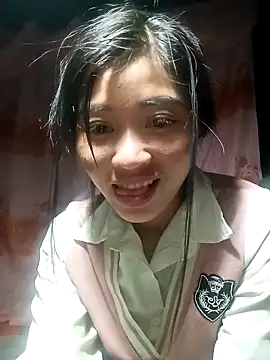 Snapshot of Hiniyk2 chatting on February 9, 1:04 pm Hiniyk2 online show from February 9, 1:04 pm