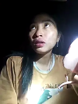 Snapshot of Hiniyk2 chatting on February 26, 1:54 pm Hiniyk2 online show from February 26, 1:54 pm