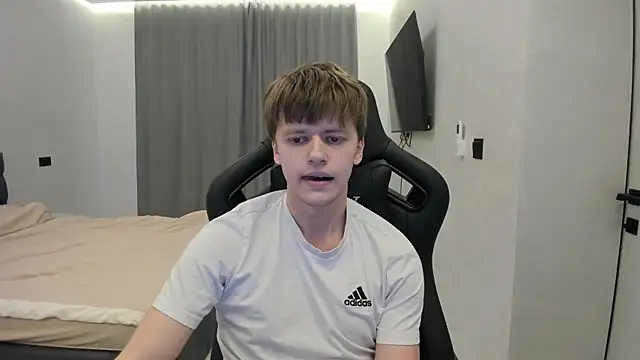 bonekoambalabu online show from April 24, 2:19 pm