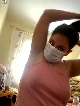 Snapshot of chafiaaa chatting on January 10, 11:34 am chafiaaa online show from January 10, 11:34 am