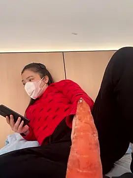 Faded pink online show from January 13, 2:39 am