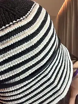 ZJbaby online show from May 30, 2:25 pm