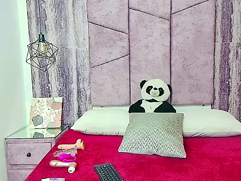 AlahiaEvansz online show from February 10, 1:32 am