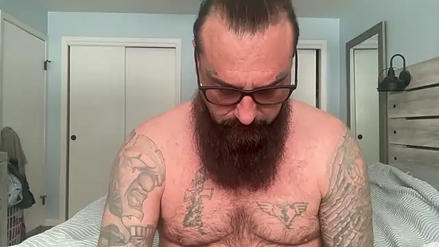 alphareign85 online show from January 11, 3:06 pm