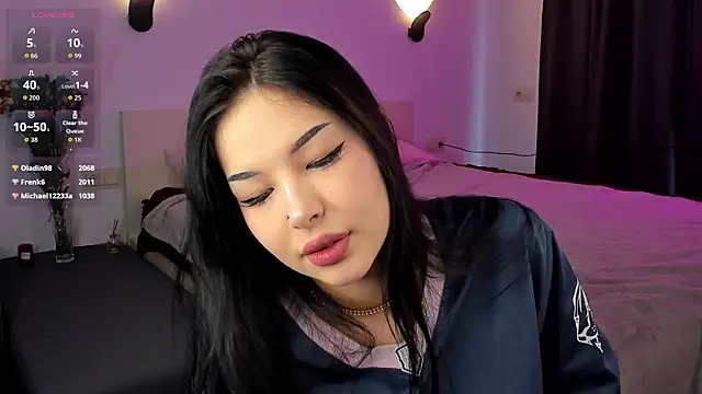 Snapshot of m1sss1nful chatting on February 26, 6:23 am m1sss1nful online show from February 26, 6:23 am