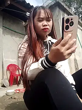 Snapshot of _Bong_02 chatting on January 9, 4:48 am Bong 02 online show from January 9, 4:48 am