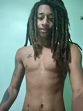 Snapshot of InfernalHazze chatting on April 12, 4:39 am InfernalHazze online show from April 12, 4:39 am