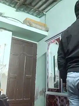 Snapshot of HoMann69 chatting on January 9, 1:25 pm HoMann69 online show from January 9, 1:25 pm