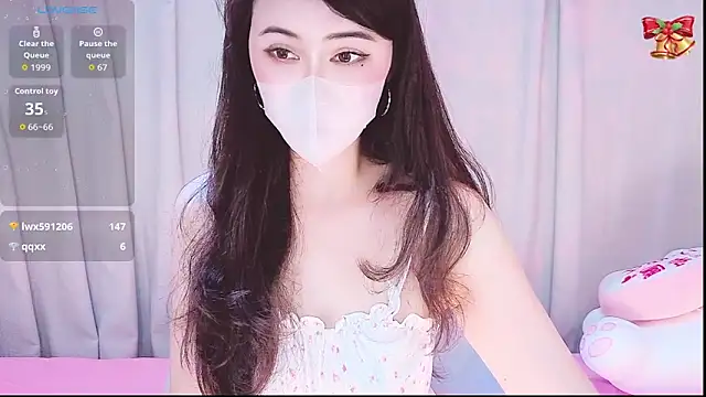 1-Emma-1 online show from April 7, 11:10 am