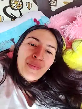 Snapshot of Emily_Gree chatting on January 6, 5:05 pm Emily Gree online show from January 6, 5:05 pm