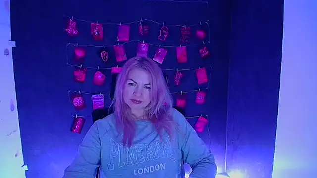 Madonna Fire online show from January 15, 12:43 pm