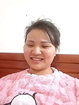 Snapshot of kira0021 chatting on January 11, 1:49 pm kira0021 online show from January 11, 1:49 pm