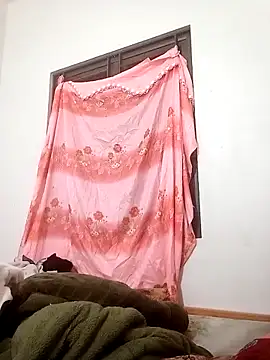 Snapshot of kira0021 chatting on February 1, 12:26 pm kira0021 online show from February 1, 12:26 pm