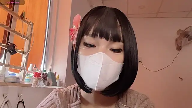 Snapshot of Tieu-May chatting on February 12, 6:41 am Tieu-May online show from February 12, 6:41 am